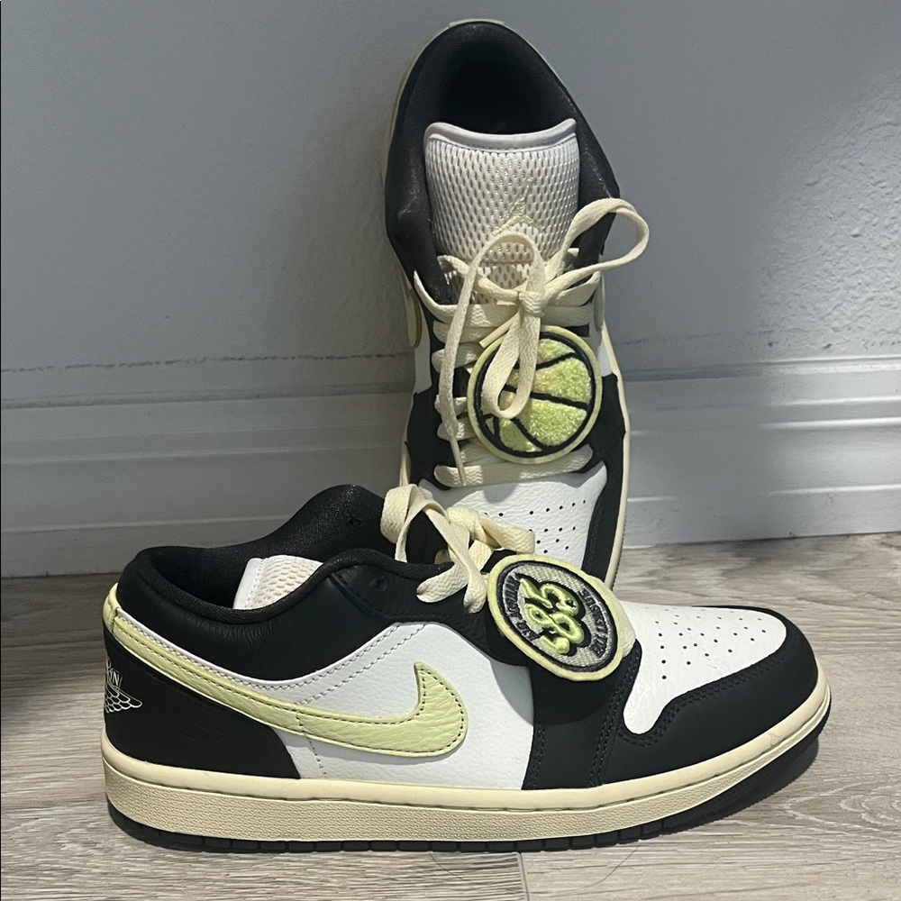 Nike Air Jordan 1 Low SE "85 Fall League" Women’s Size 8